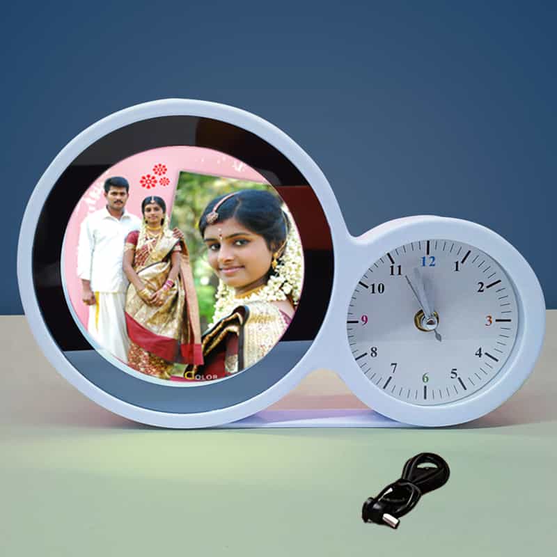 Round Magic Mirror with Clock